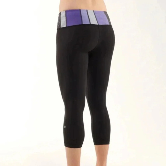 Lululemon Wunder under crop . Size 4 - Picture 1 of 7